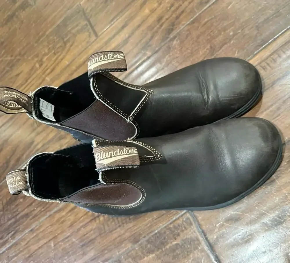 Blundstone 500 Size 5.5 Men/ 7 Women Brown Leather Chelsea Boots